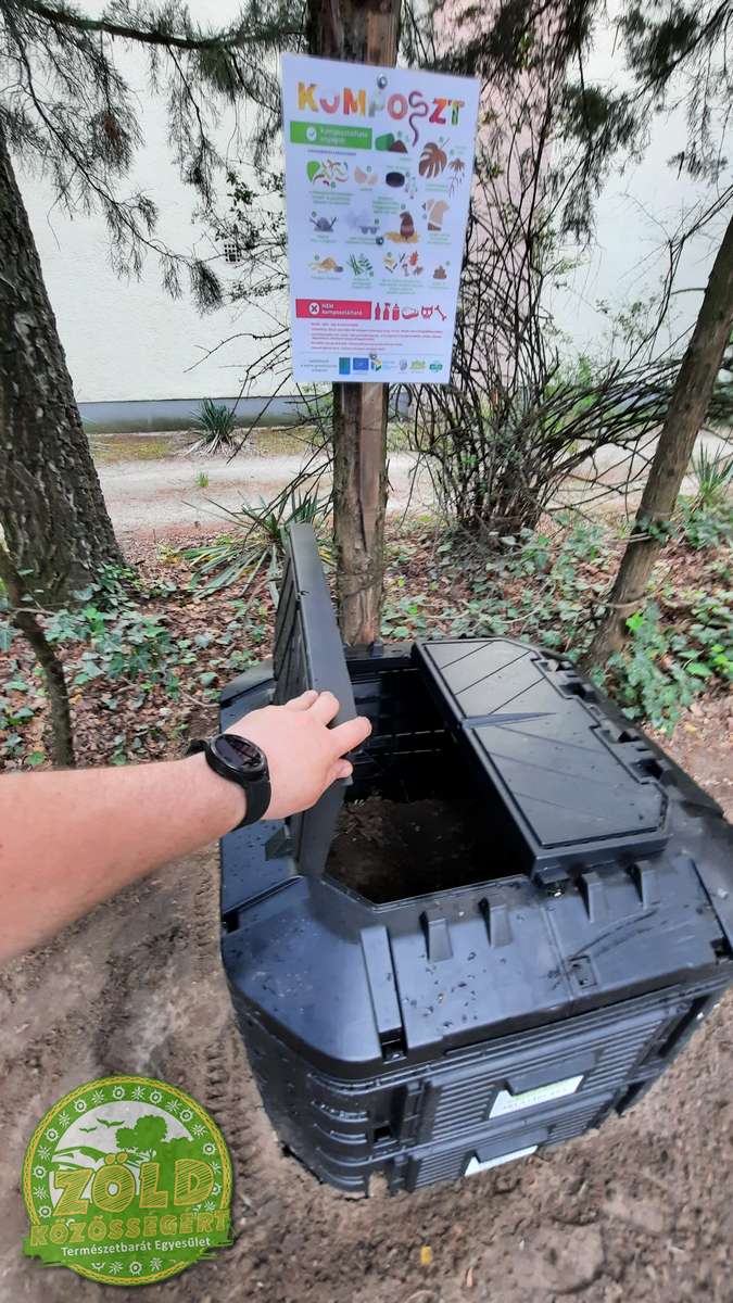 -komposztalo-adomanyozas-zold-kozossegert-kiskunhalas-